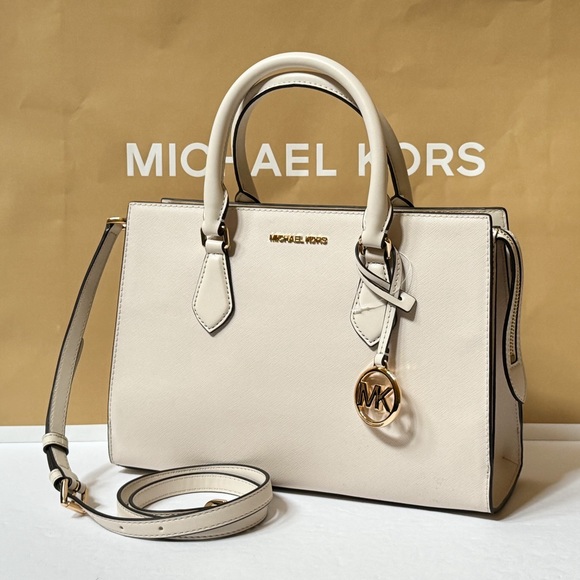 Michael Kors Sheila Medium Center Zip Satchel Shoulder Crossbody Bag Light Cream - Picture 3 of 11